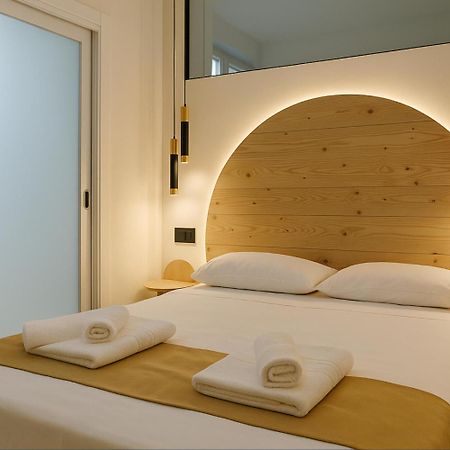 Zelun Suite Torremolinos Center Exterior photo